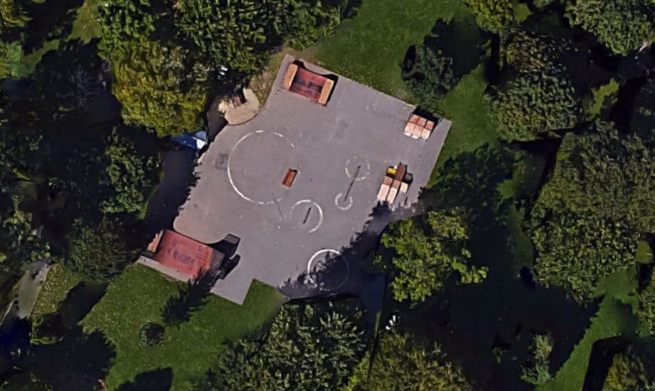 Ahuntsic Skatepark photo 1