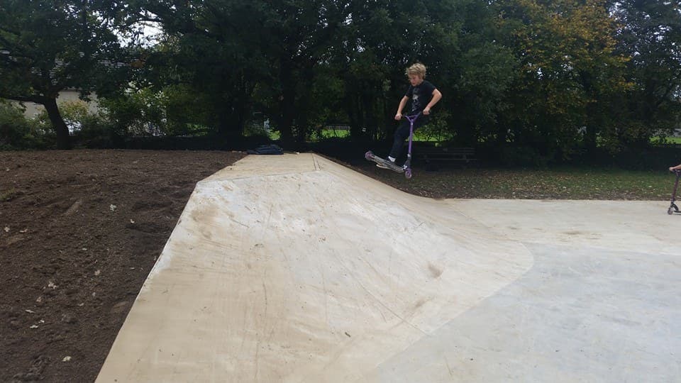 Bovey Tracey Skatepark photo 1