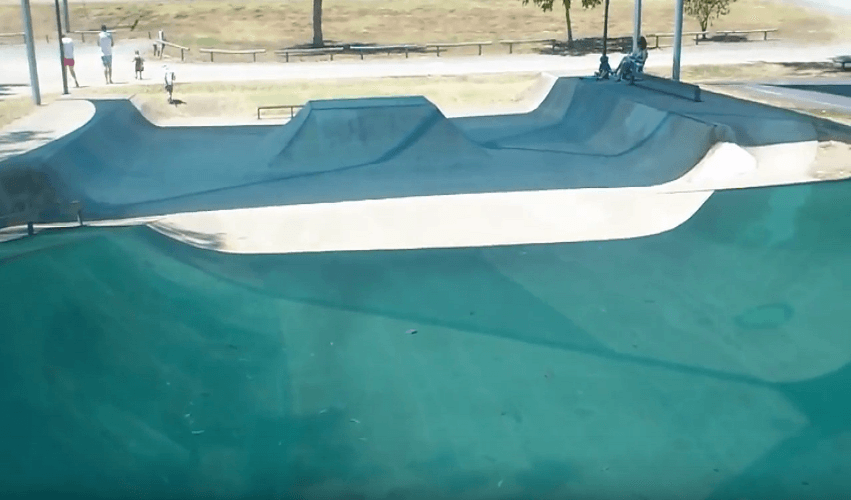 Cannonvale Bowl Skatepark photo 1