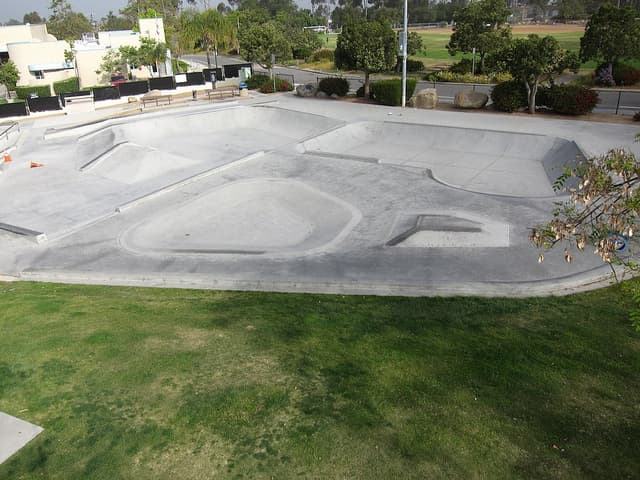 Carlsbad Skatepark photo 1