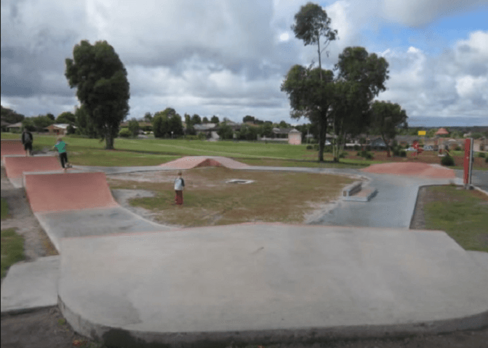 Carrum Downs Skatepark photo 1
