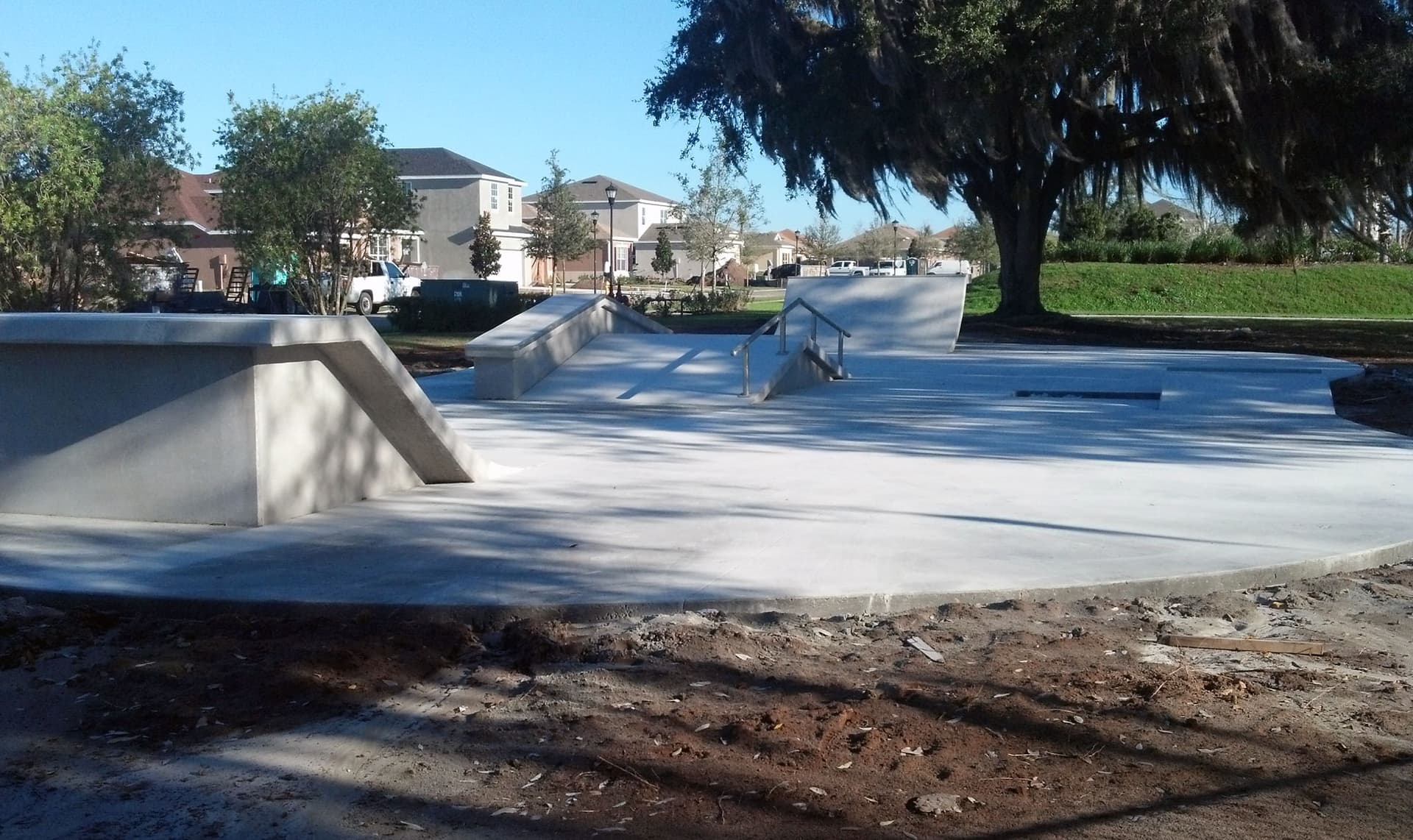 Chaning Park Skatepark photo 1