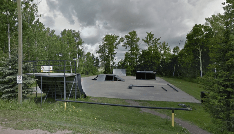 Clive Skate Park photo 1