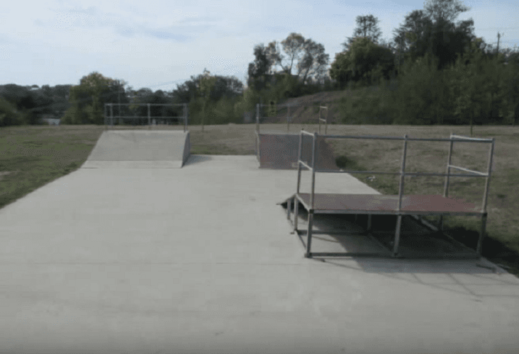 Clunes Skatepark photo 1