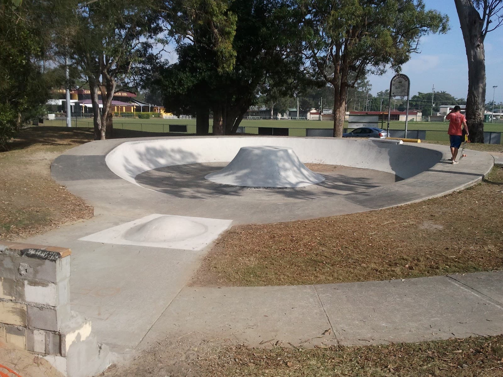 Currumbin Bowl photo 1