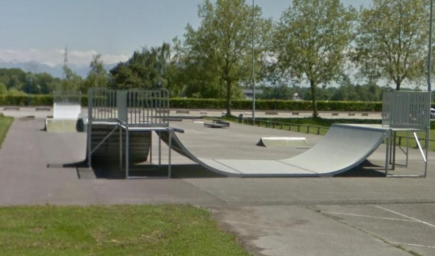Divonne Lac Skatepark photo 1