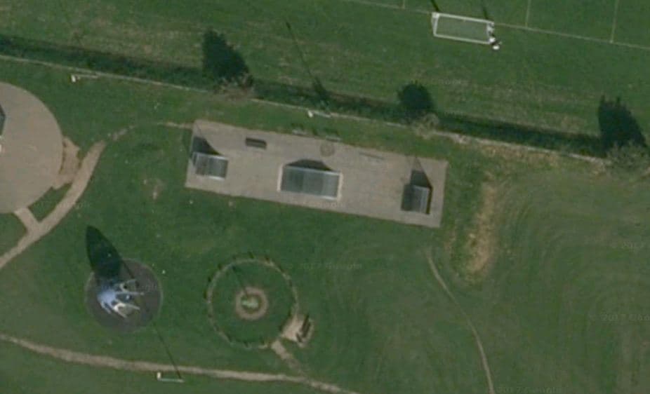 Edlington Dirt Track Skatepark photo 1