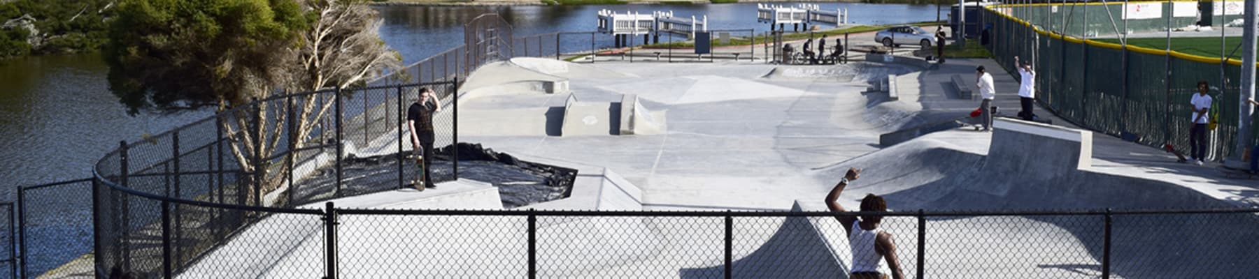 El Estero Skatepark photo 1