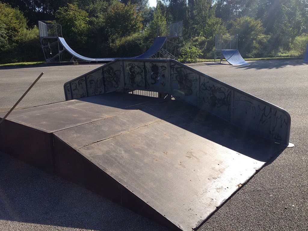 Frontenhausen Skatepark photo 1