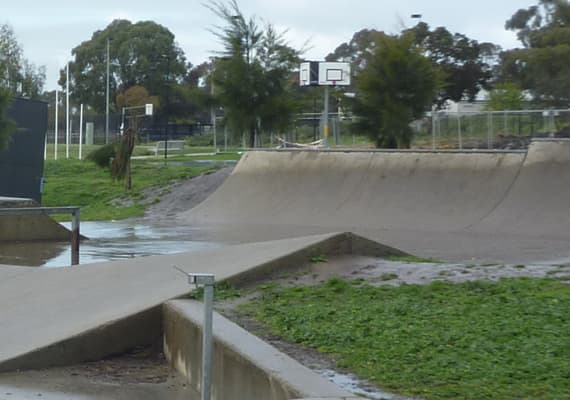 Hamlin Heights Skatepark photo 1