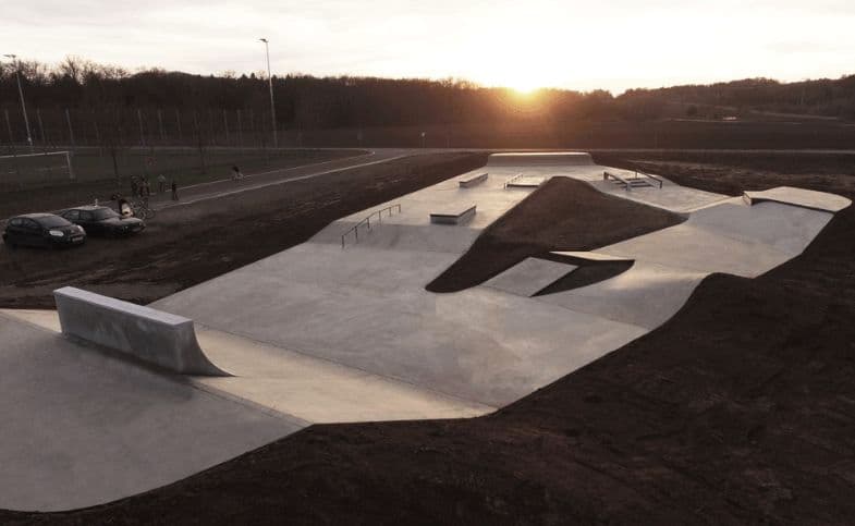 Hohentwiel Skatepark photo 1
