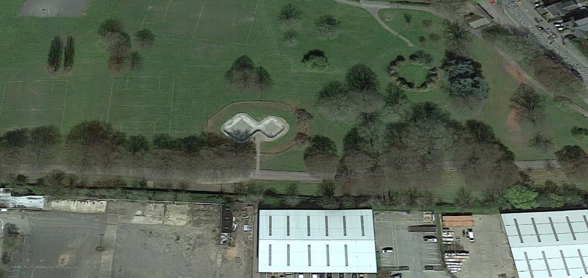 Holbrooks Park Bowl Skatepark photo 1