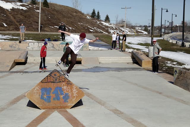 Kitchener McLennan Park Skatepark photo 1