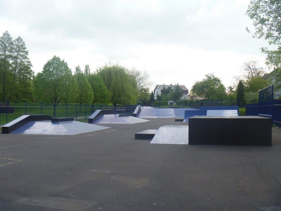 Klasterec Nad Ohri Skatepark photo 1