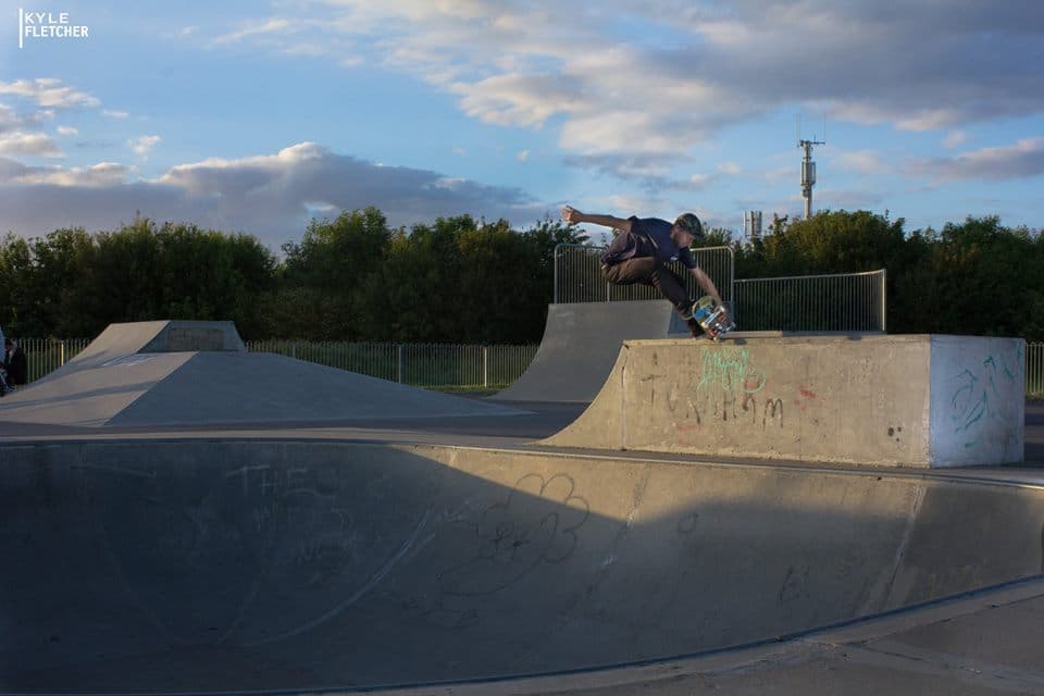 Leesland Park Skatepark photo 1