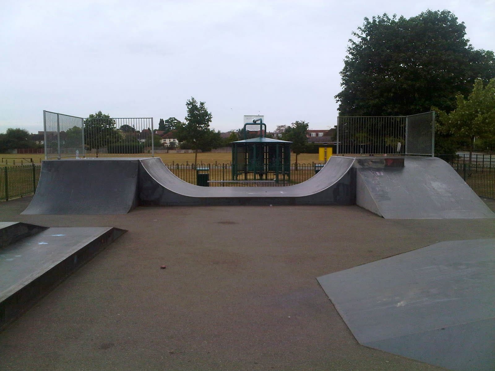 Leg O' Mutton Field Skatepark photo 1