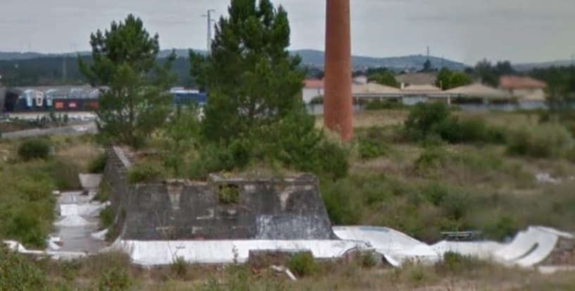 Leiria Brick Factory DIY Skatepark photo 1