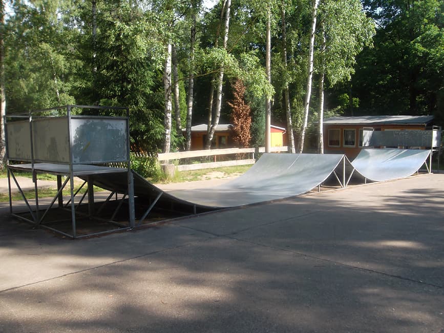 Limbach-Oberfrohna Skatepark photo 1