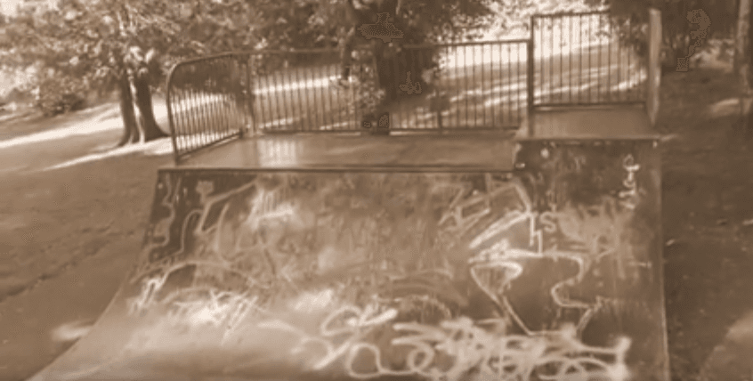 Llandrindod Wells Mini Skatepark photo 1