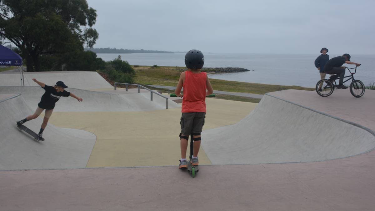 Loch Sport Skatepark photo 1