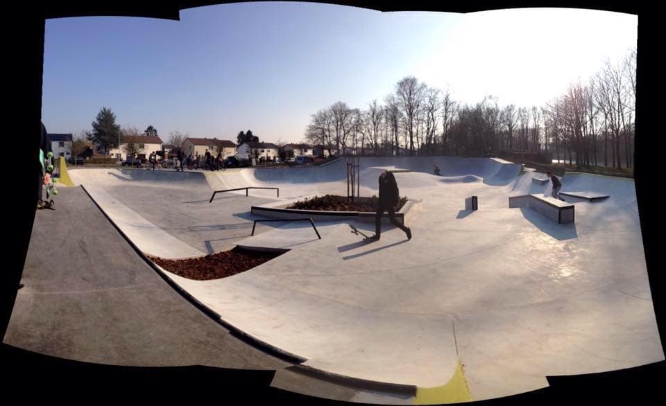 Lokeren Skatepark photo 1