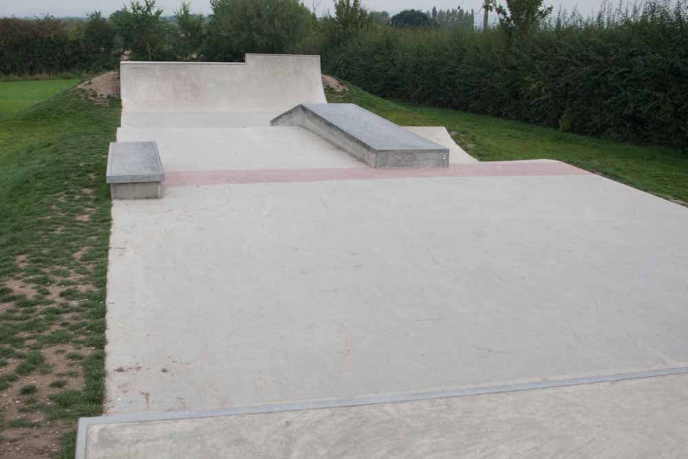 Long Crendon Skatepark photo 1