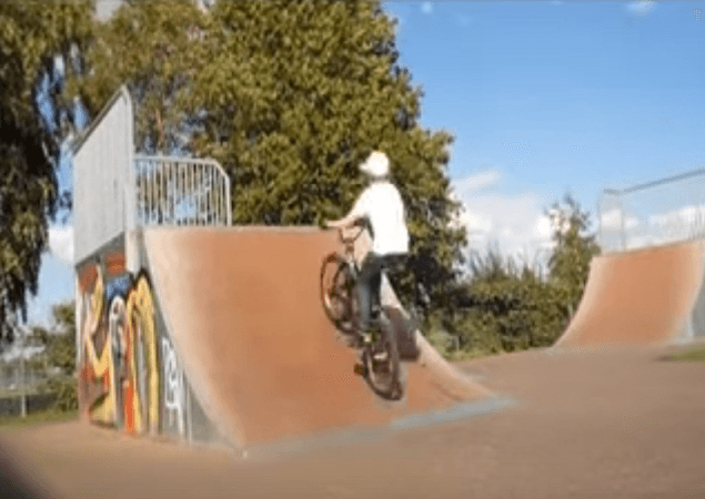 Long Stratton Mini Skatepark photo 1