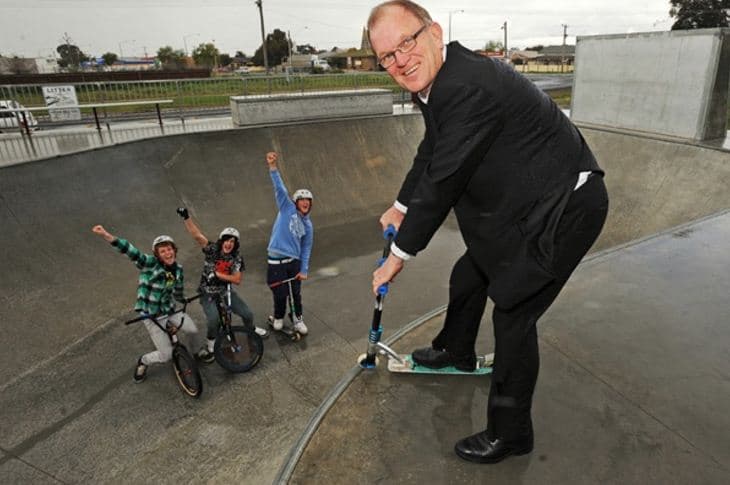 New Horsham Bowl skatepark photo 1