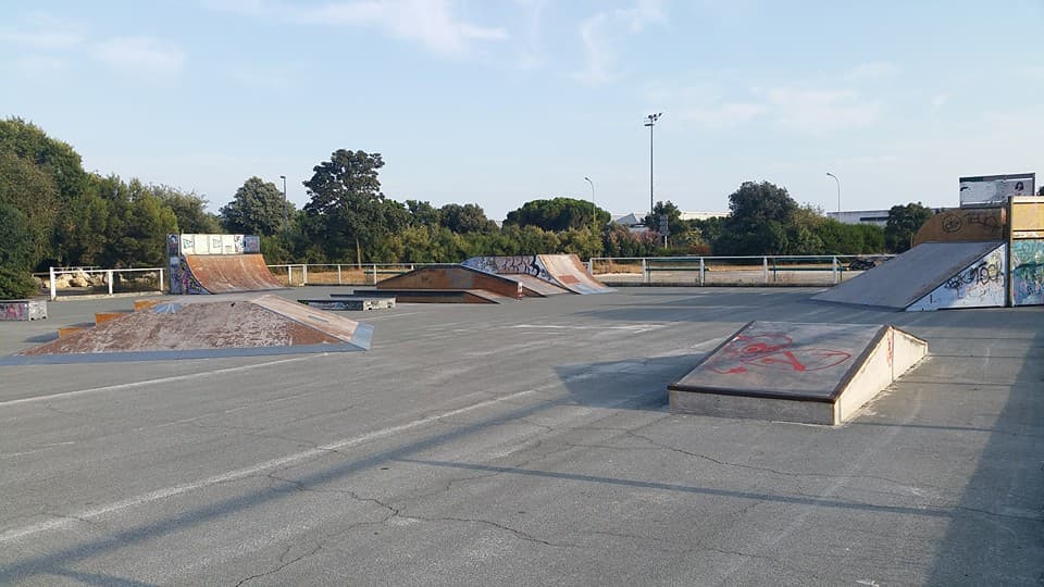 Plaine des jeux de Port Neuf Skatepark photo 1