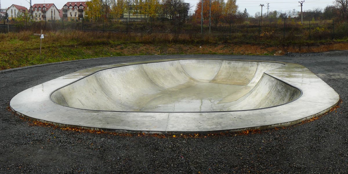 Pool Karlovy Vary Skatepark photo 1