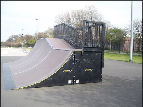 Prissick Plaza Skatepark photo 1