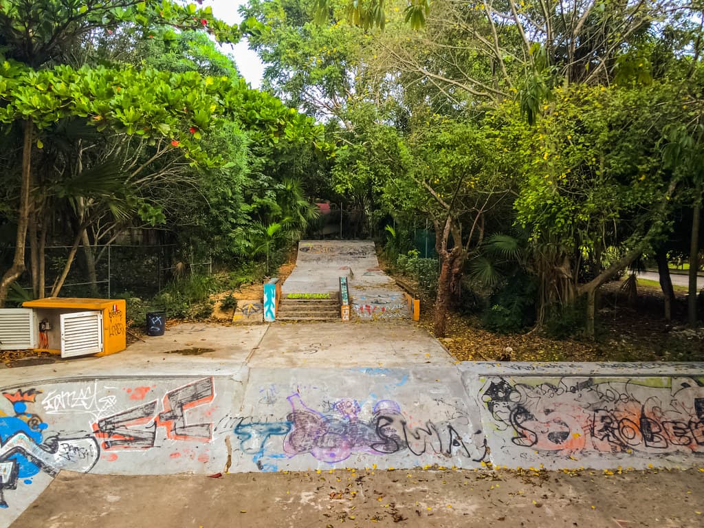 Puerto Aventuras Skatepark photo 1