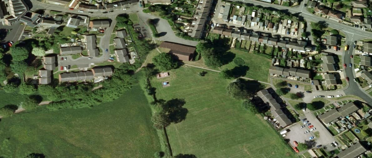 Rothwell Mini Ramp Skatepark photo 1