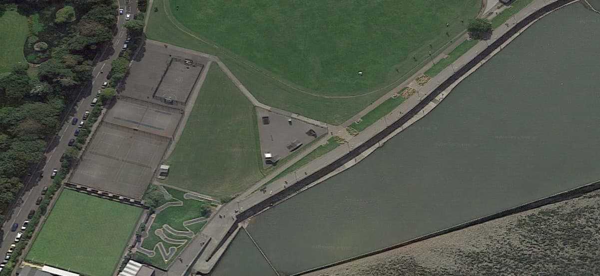 Salthouse Fields Skatepark photo 1