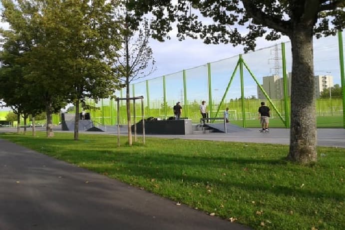 Schwamendingen Skatepark photo 1