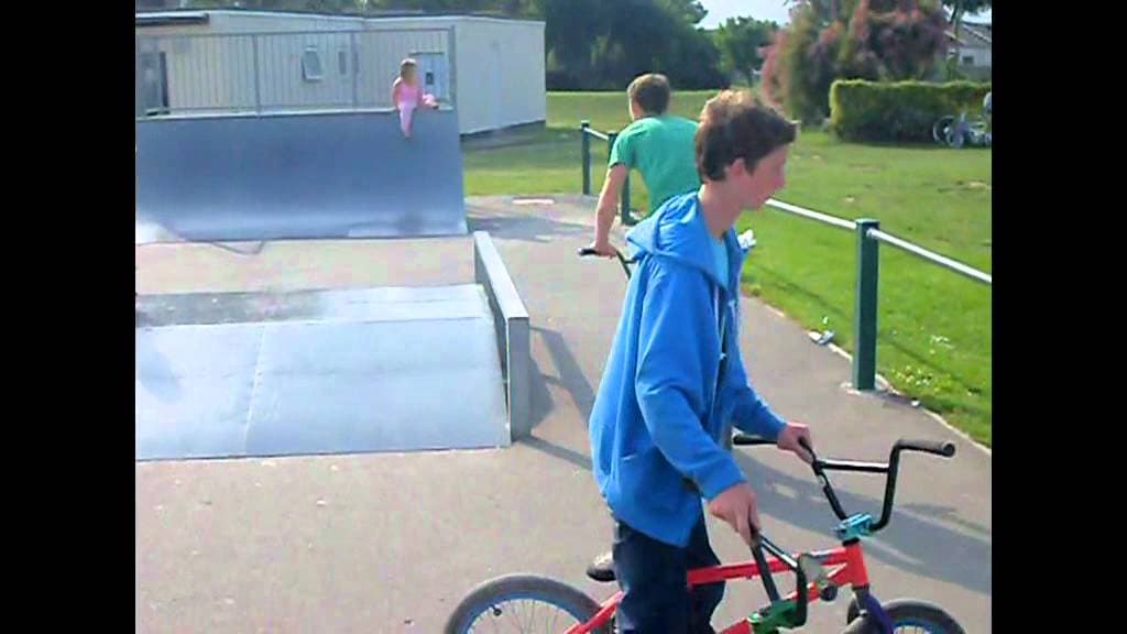 Selsey Skatepark photo 1