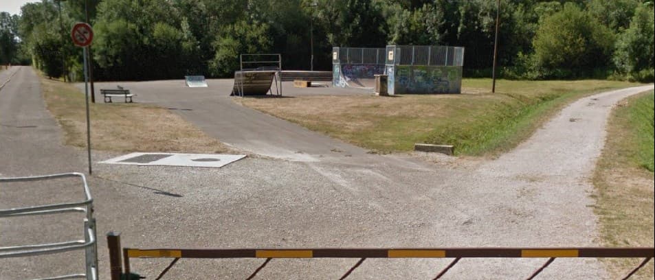 Skatepark Bar-sur-Aube photo 1