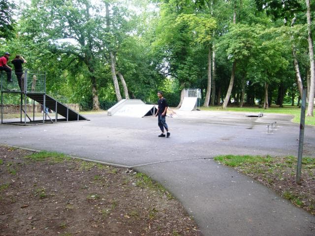 Skatepark Corny-sur-Moselle photo 1