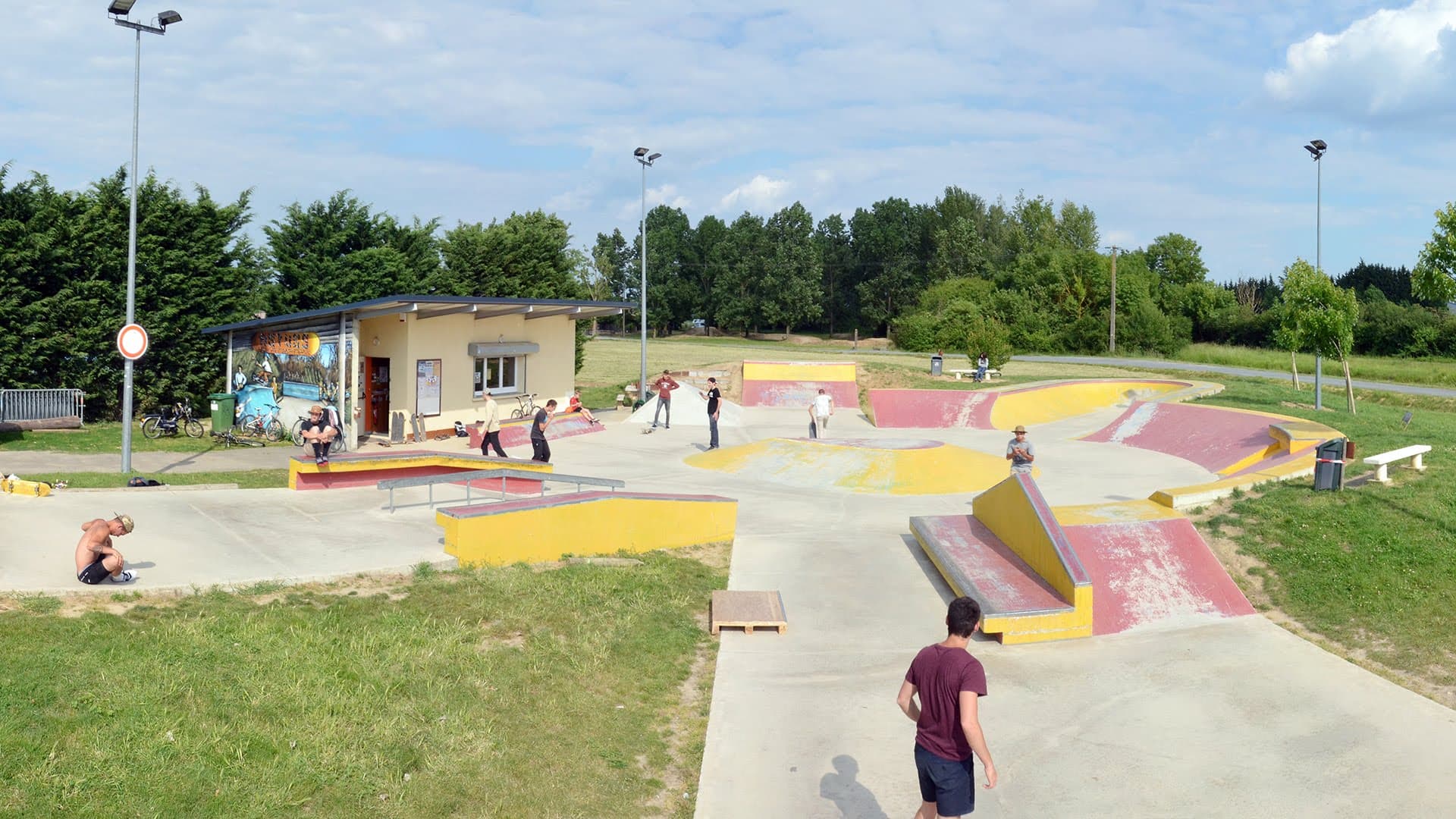 Skatepark de Saint-Sulpice photo 1