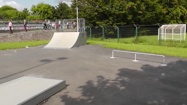 SKATEPARK ELTVILLE ELTVILLE AM RHEIN photo 1