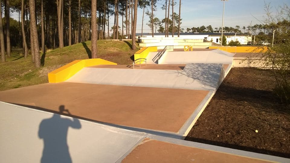 Skatepark Gujan Mestras photo 1