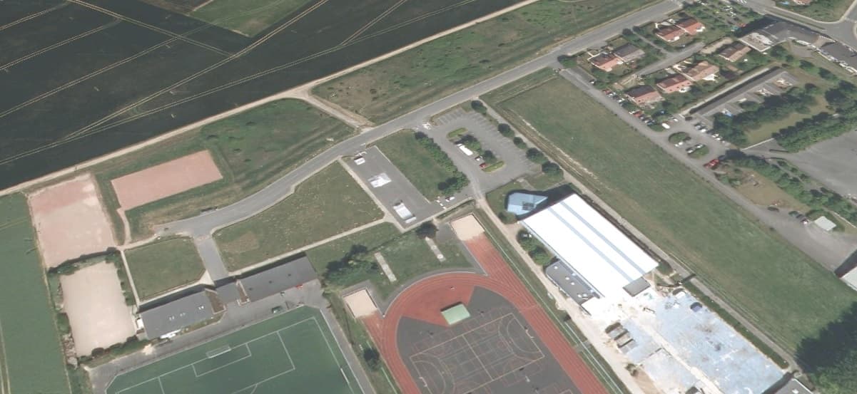 Skatepark Jouy le Moutier photo 1