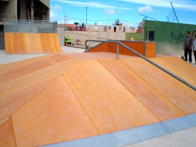 SKATEPARK LA OLIVA photo 1