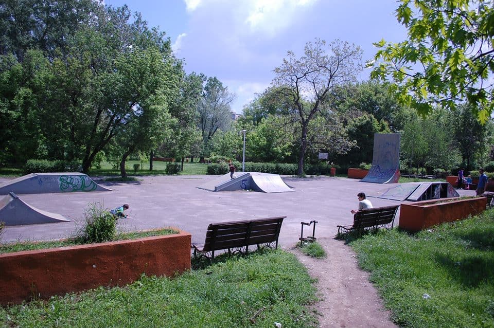 Skatepark Plumbuita photo 1