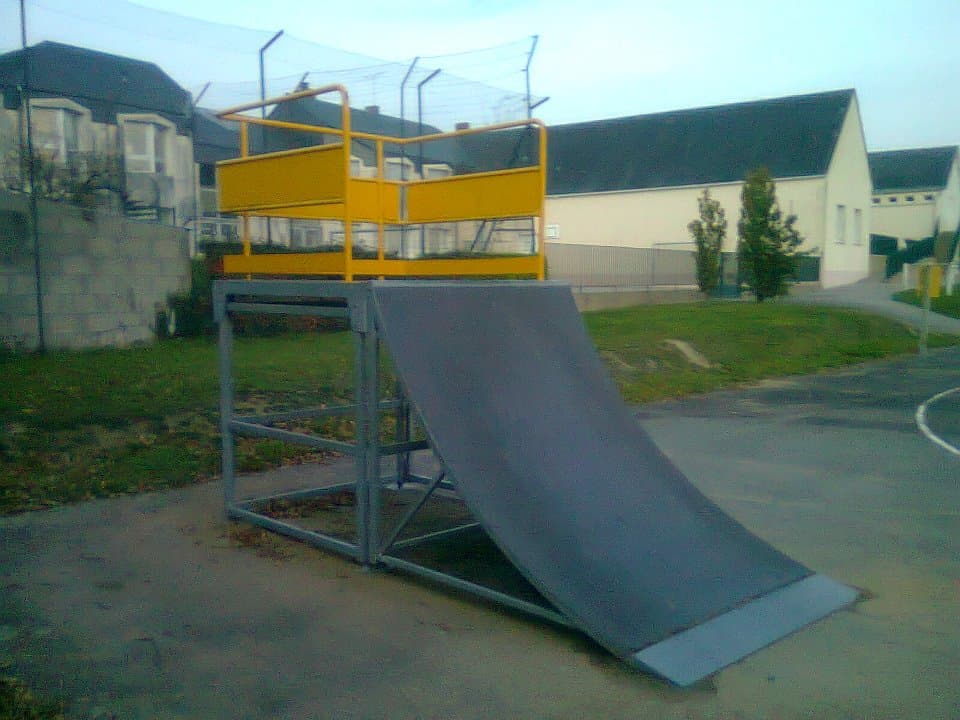 Skatepark - Saint Aignan sur Roë photo 1