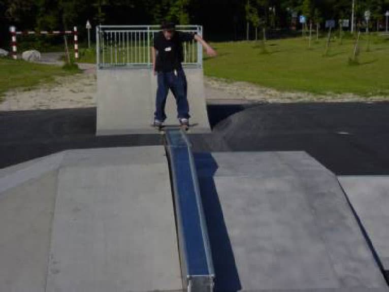 Skatepark - Vendin-le-Vieil photo 1