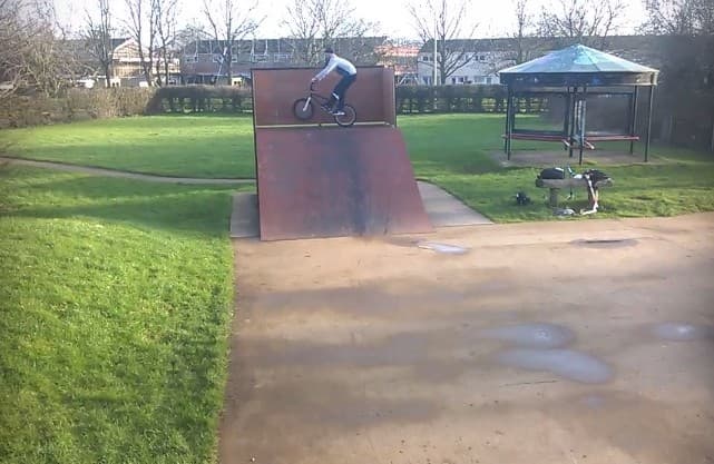 The Dell Skatepark photo 1