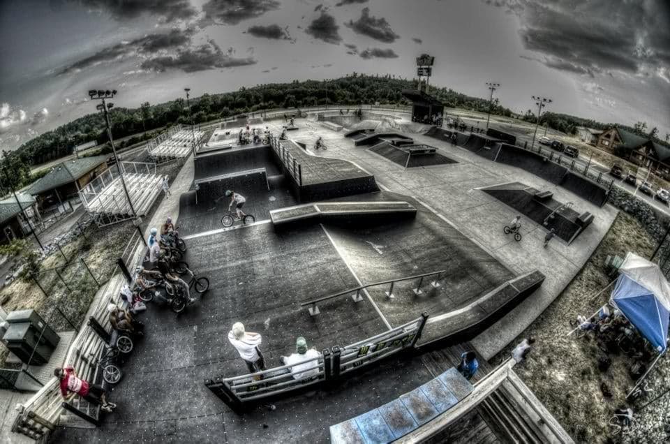 The Neighborhood Skatepark photo 1