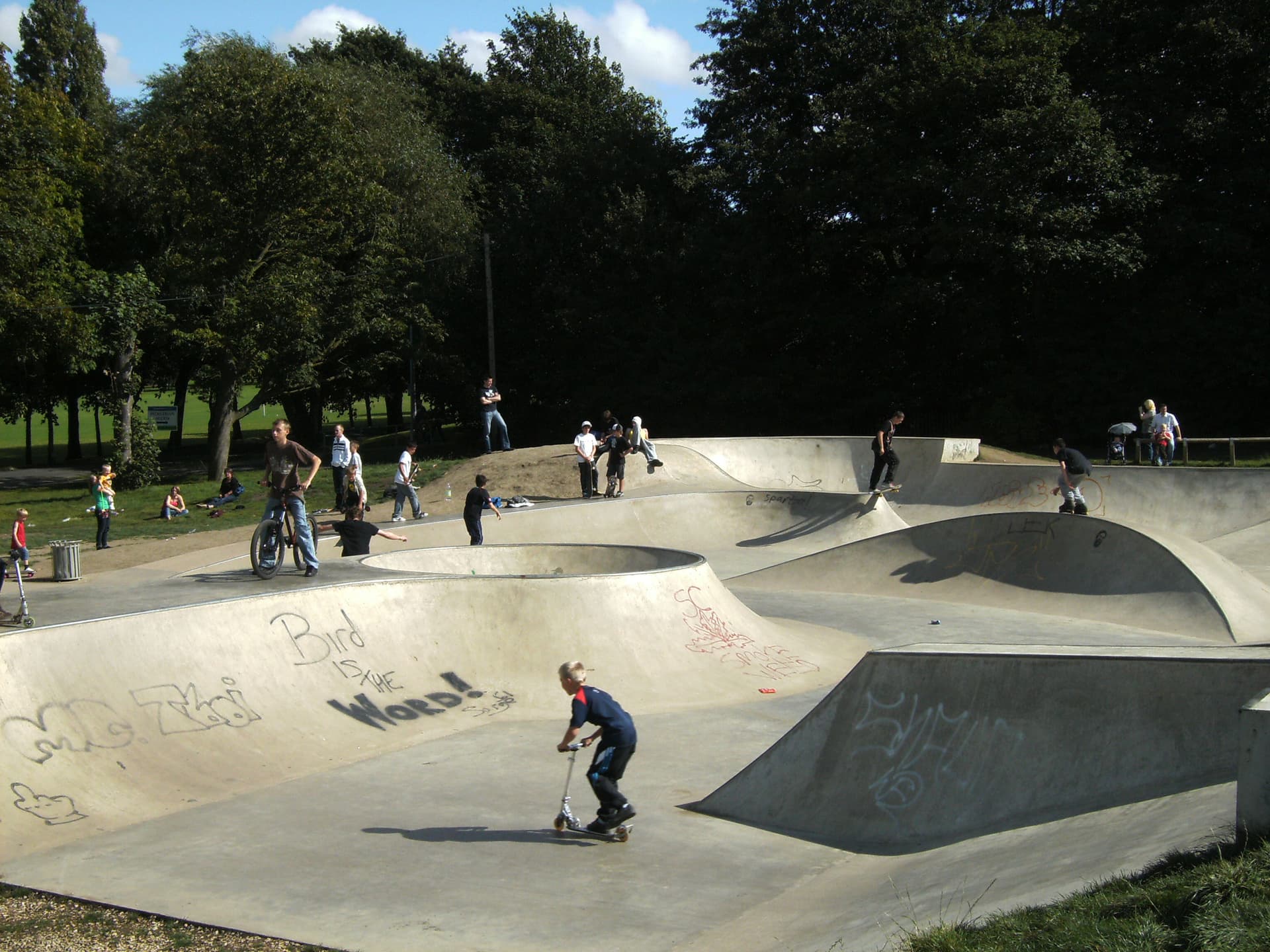 Thornes Park Wakefield Skatepark photo 1