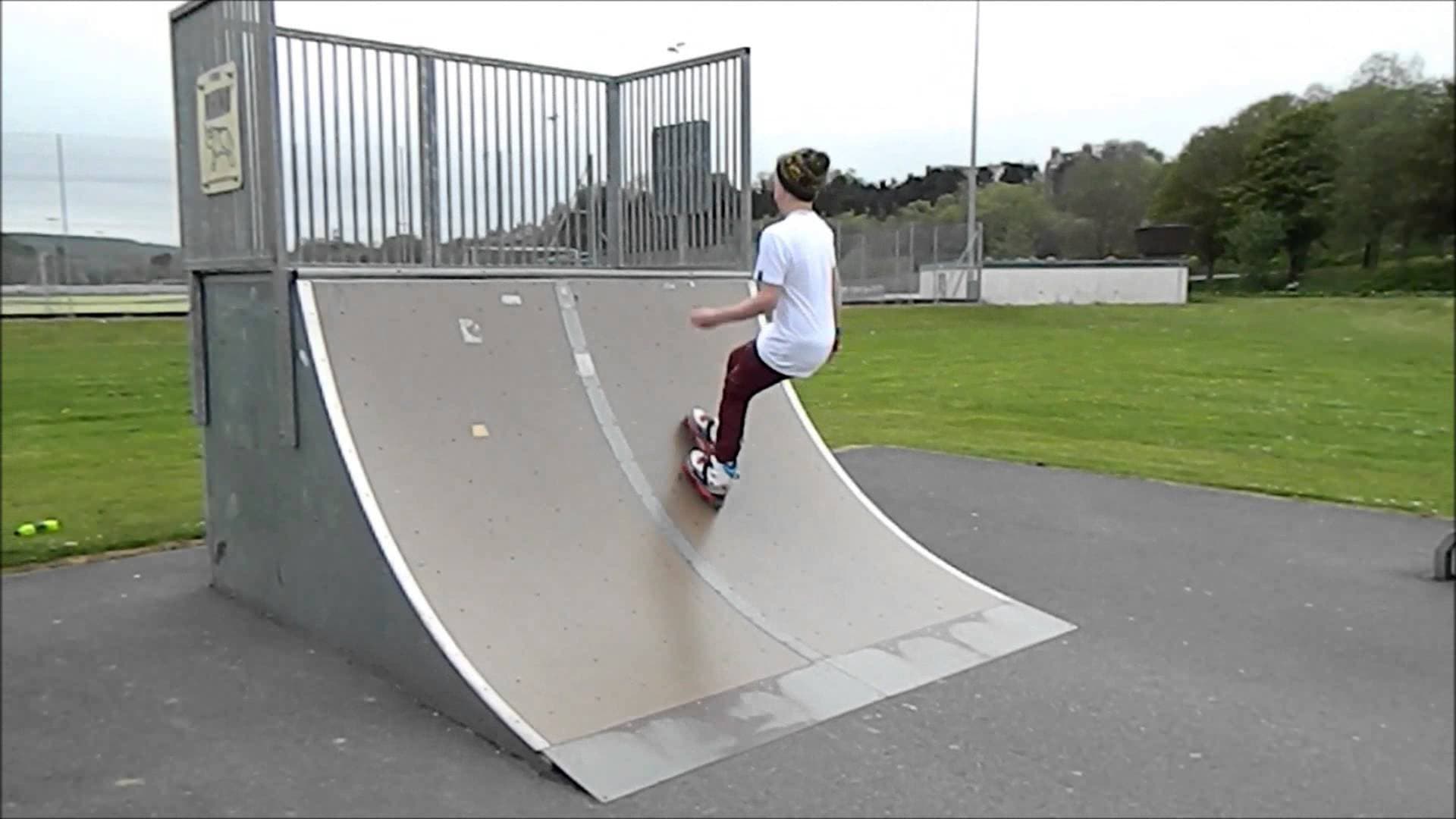 Turriff Sports Centre Skatepark photo 1